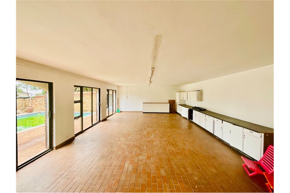 Residential - Отдельно стоящий дом - Northcliff, Gauteng - South Africa - 30 - 1031444162-23