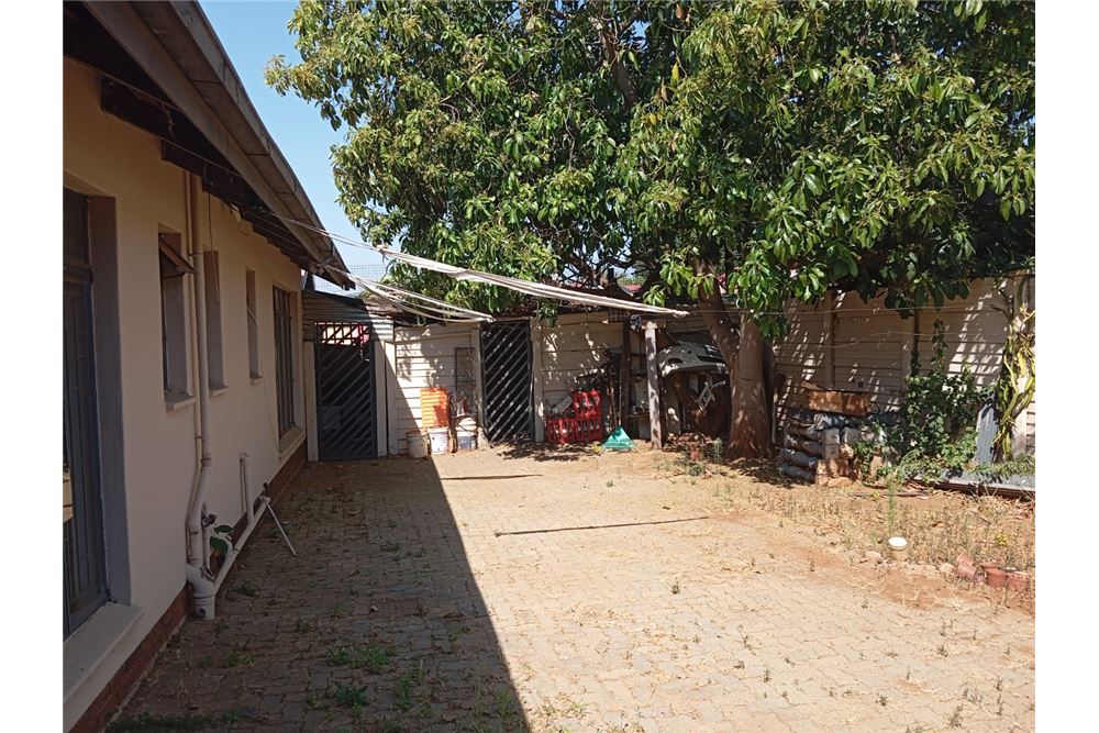 Residencial - Casa - Montana Tuine, Gauteng - South Africa - 26 - 1031414001-139