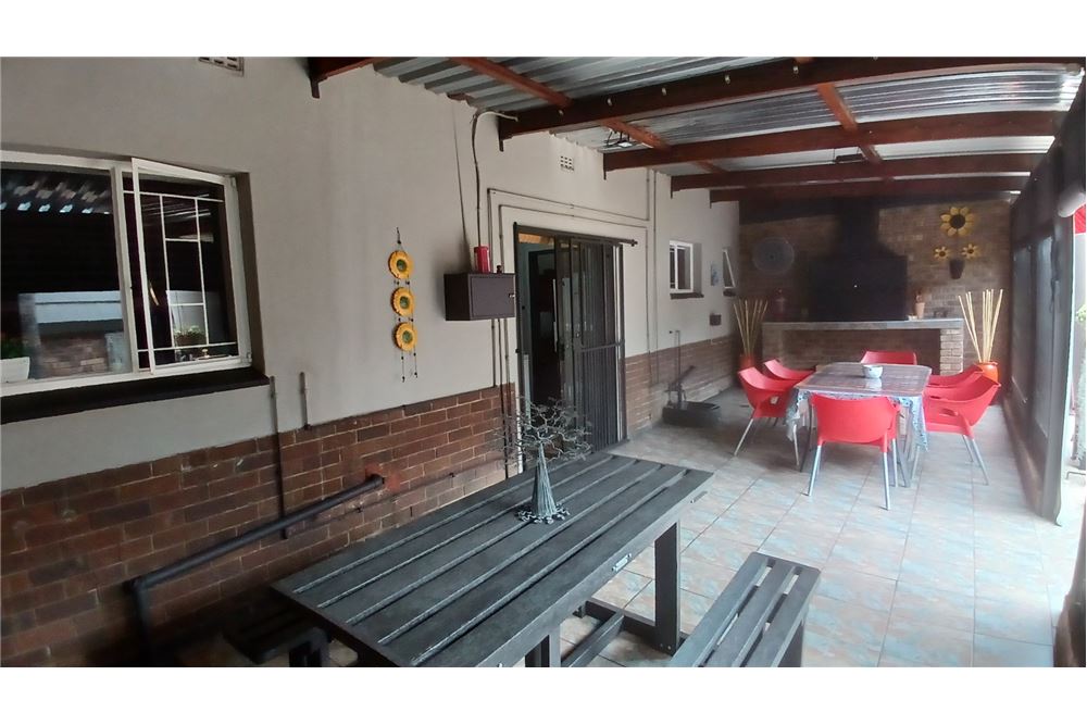 Résidentiel - Maison - Pretoria Gardens, Gauteng - South Africa - 29 - 1031414116-114