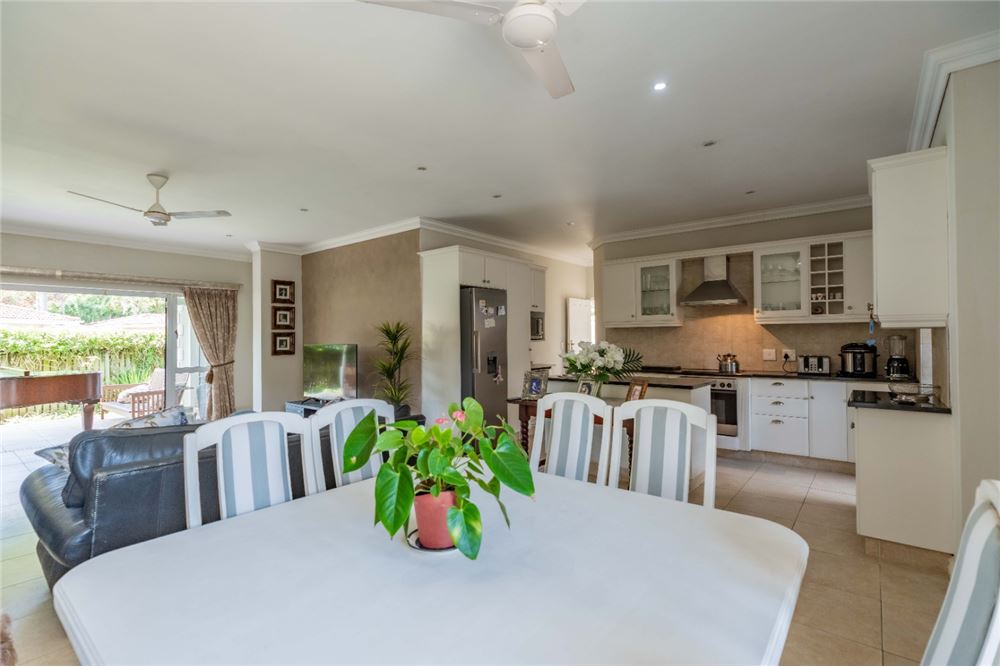 Residential - Townhouse - Durban North, KwaZulu Natal - South Africa - 10 - 1031465022-886