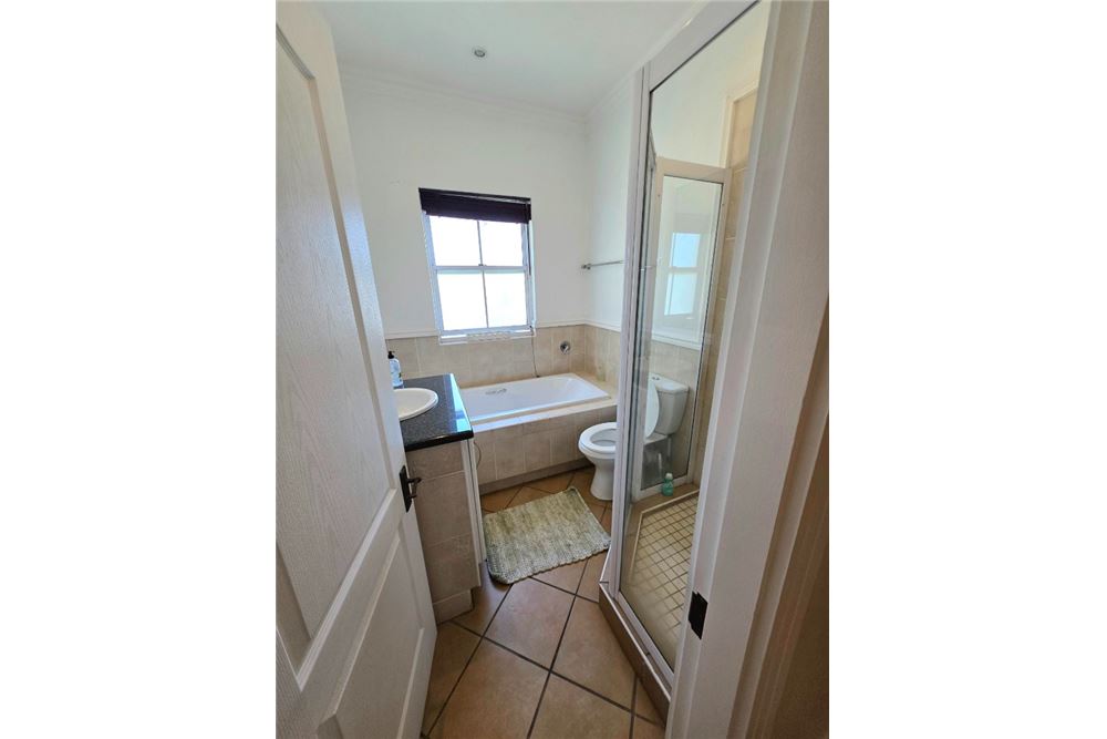 Residential - Townhouse - Mount Edgecombe Country Estate, KwaZulu Natal - South Africa - 15 - 1031465003-156