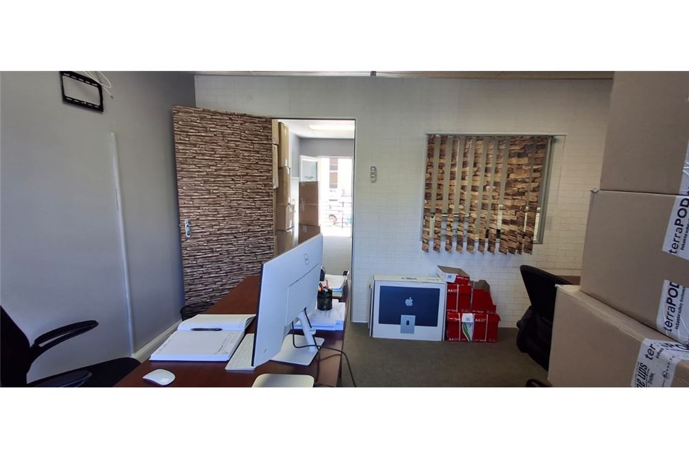 Commercial - Office - Umhlanga Ridge, KwaZulu Natal - South Africa - 11 - 1031465129-5