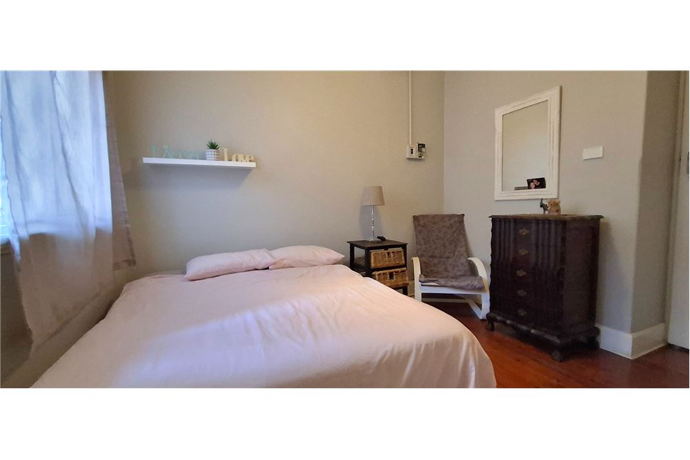 Residential - Rumah Terpisah - Glenwood, KwaZulu Natal - South Africa - 36 - 1031389002-211