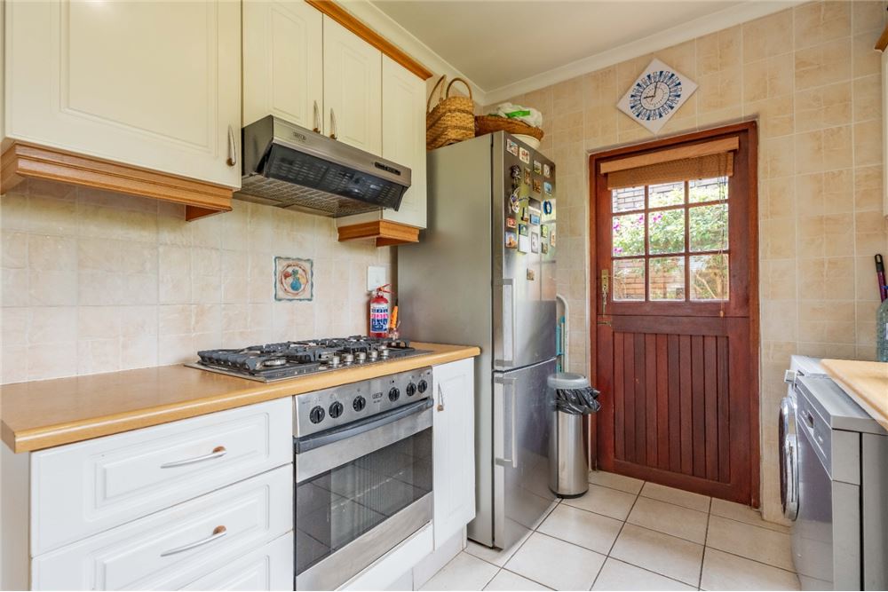 Residential - Mestna hiša - Hillcrest Central, KwaZulu Natal - South Africa - 13 - 1031391015-150