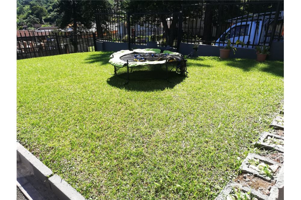 באזור מגורים - בית פרטי - Bombay Heights, KwaZulu Natal - South Africa - 32 - 1031436123-59