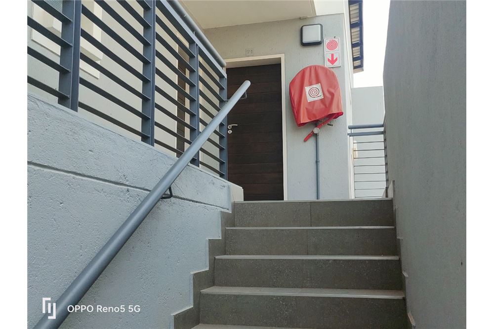 Residenziale - Appartamento - Montana, Gauteng - South Africa - 6 - 1031414142-59