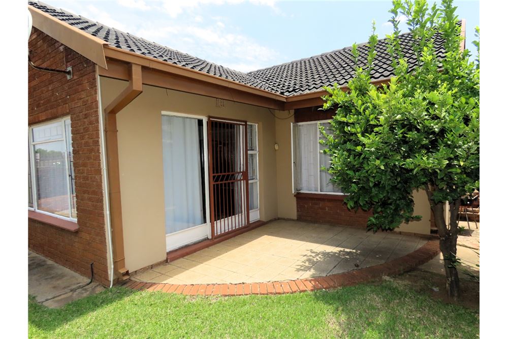 Residencial - Casa - Eersterust, Gauteng - South Africa - 31 - 1031414016-162