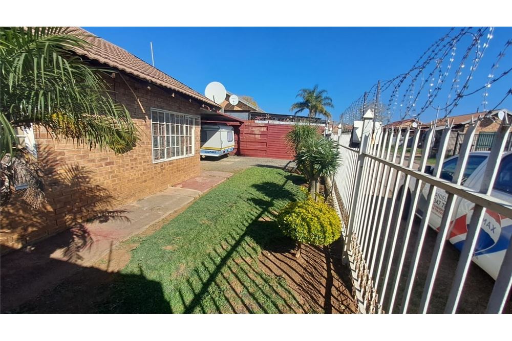 Residenziale - Casa - Elandspoort, Gauteng - South Africa - 12 - 1031414126-42