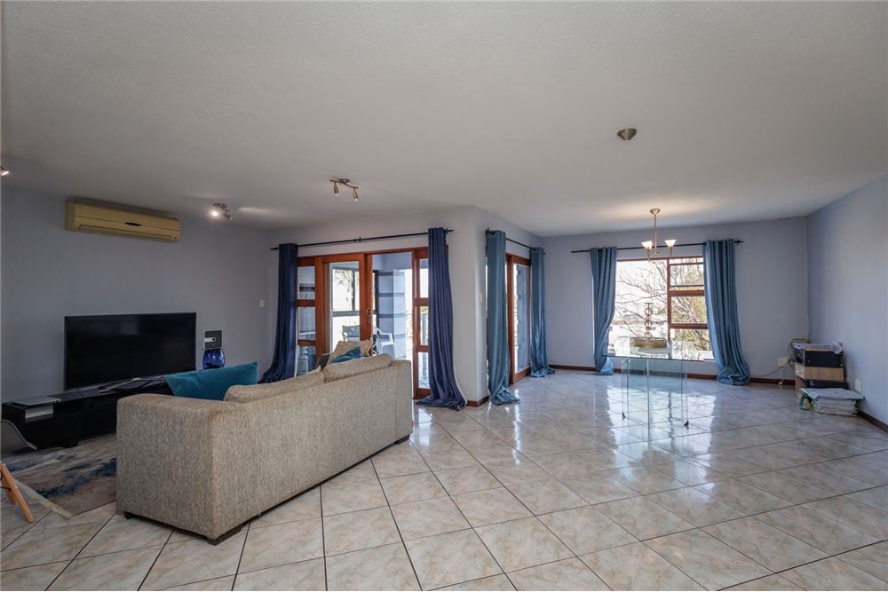 באזור מגורים - בית פרטי - Kosmos Ridge, North West - South Africa - 11 - 1031416034-338