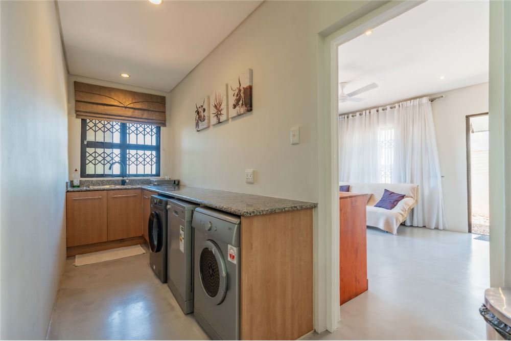 Residential - House - La Lucia, KwaZulu Natal - South Africa - 28 - 1031465089-344