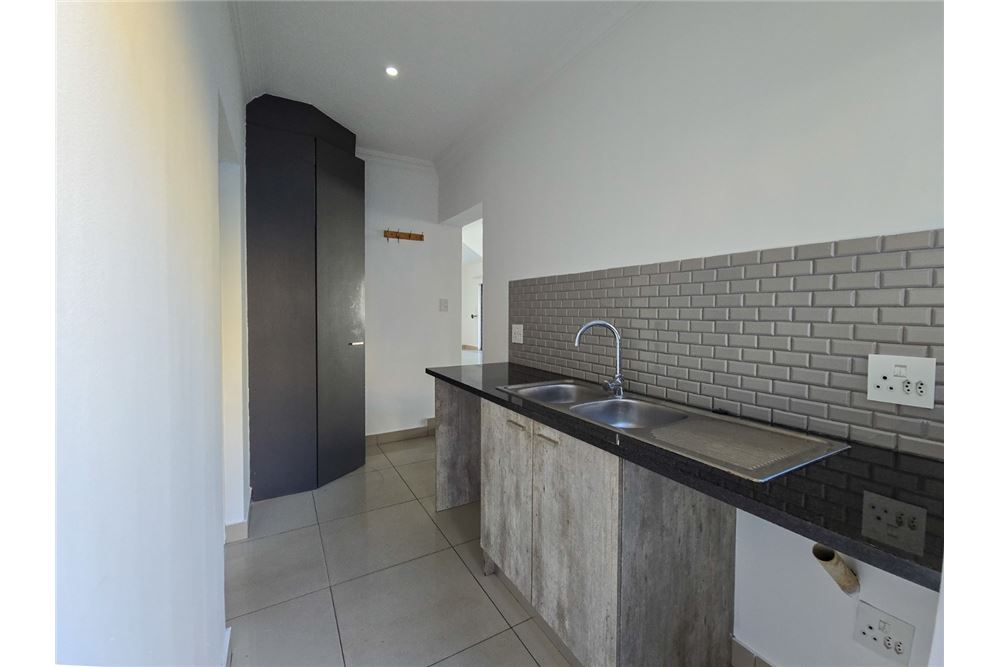 Residential - House - Zambezi Manor Lifestyle Estate, Gauteng - South Africa - 11 - 1031414140-48