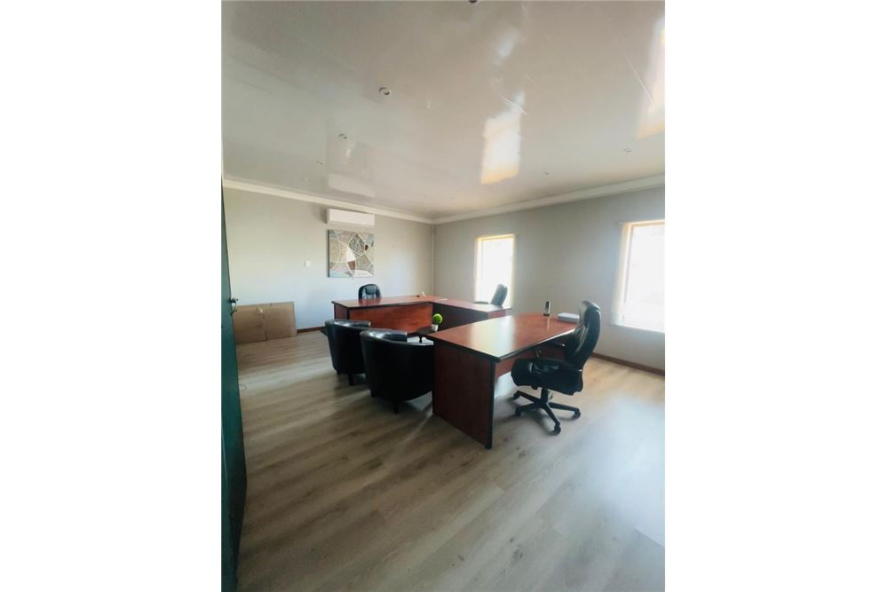 Comercial - Oficina - Annlin, Gauteng - South Africa - 12 - 1031414050-134