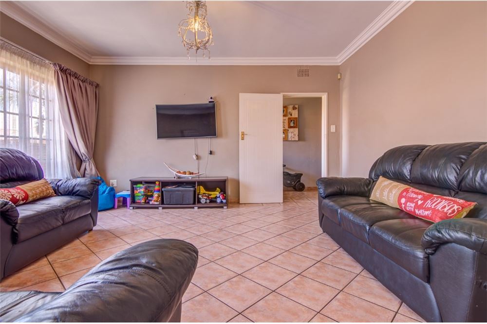 Residential Townhouse Kempton Park Ext 4, Gauteng South Africa