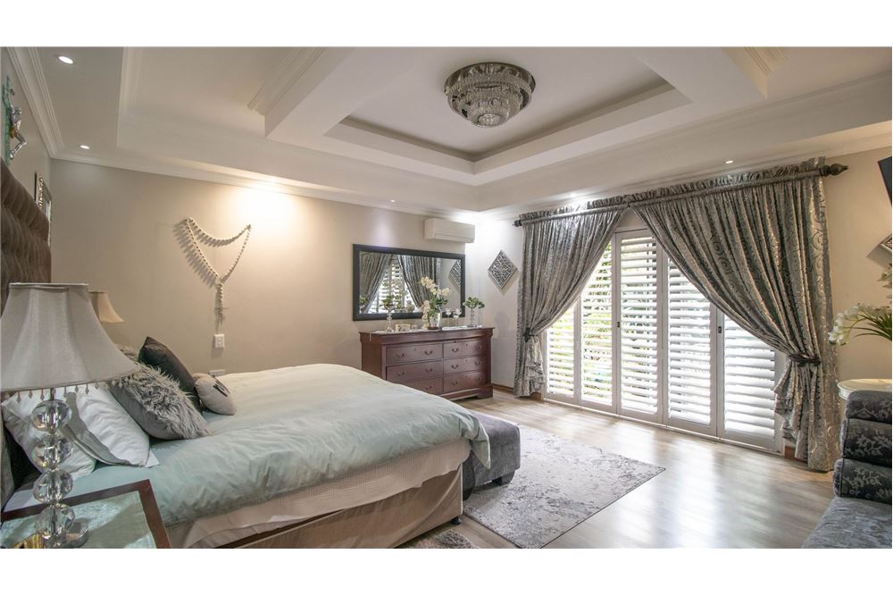 Comercial - Oficina - Queenswood, Gauteng - South Africa - 15 - 1031414013-113