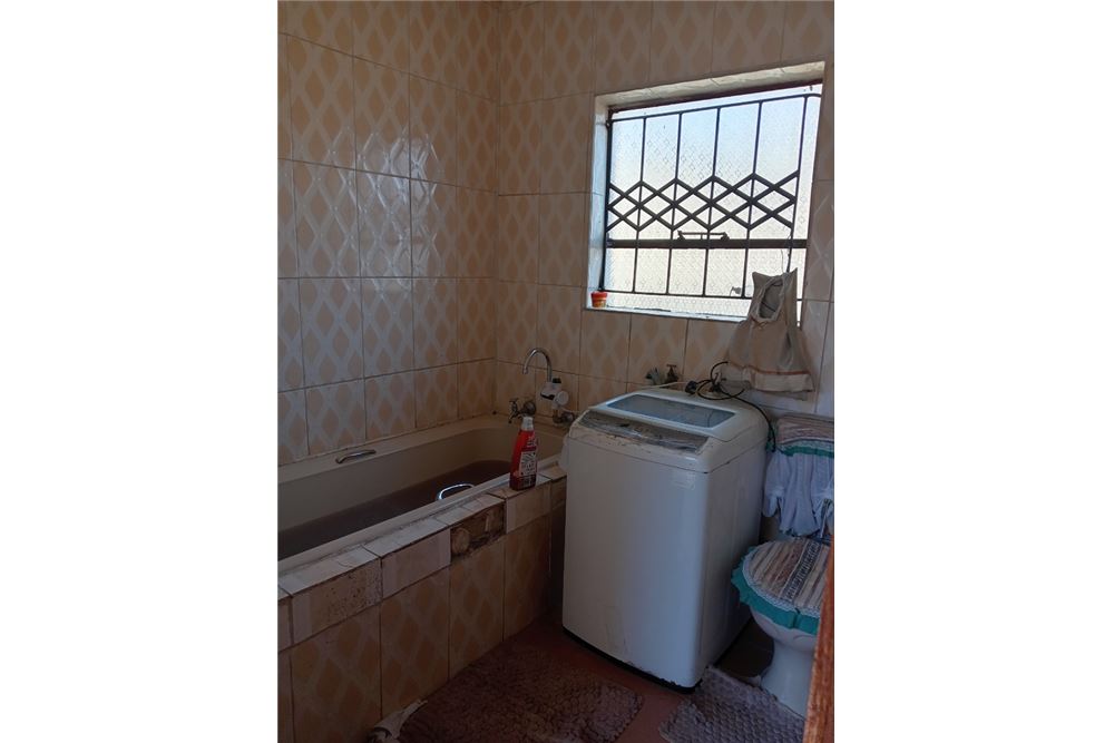 Residenziale - Casa - Rens Town, Gauteng - South Africa - 25 - 1031414015-753