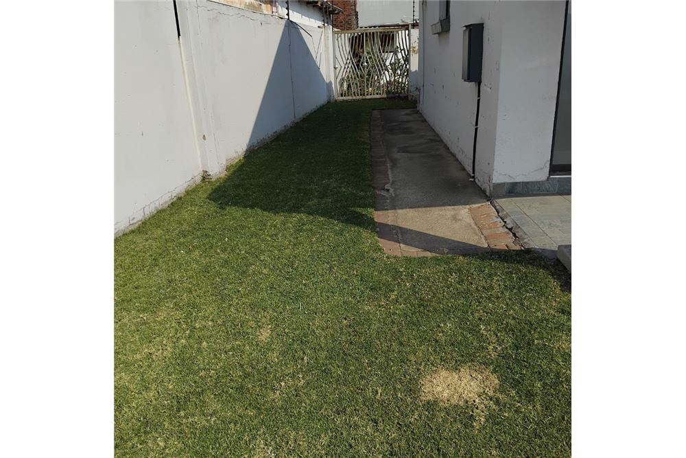 تجاري  - تجاري/بالمفرق - Dinwiddie, Gauteng - South Africa - 6 - 1031421085-62