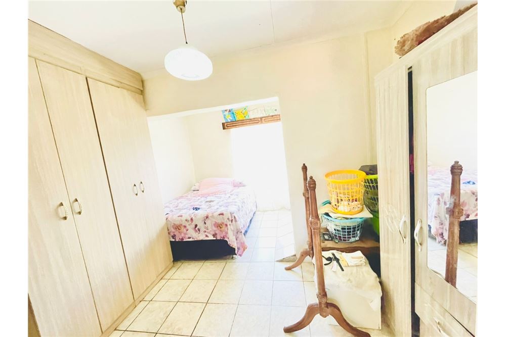 Residencial - Casa - Eersterust, Gauteng - South Africa - 19 - 1031414137-43