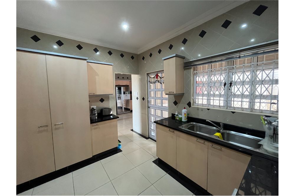 Elamine - Eramu - Sunningdale, KwaZulu Natal - South Africa - 9 - 1031465025-201