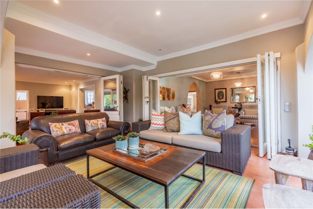 Residential - House - Durban North, KwaZulu Natal - South Africa - 13 - 1031465022-874