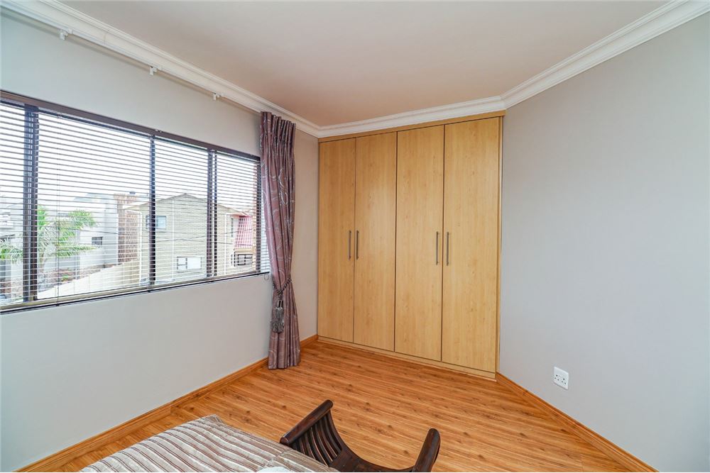 Gyvenamasis - Namas - Bayview, Western Cape - South Africa - 67 - 1031012001-40