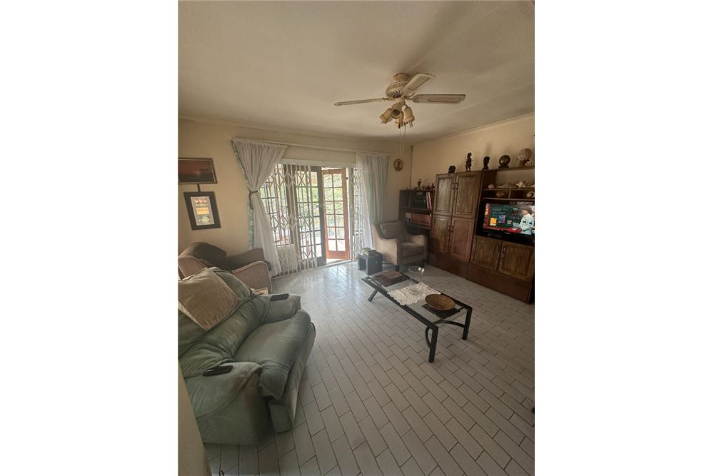 Residential - House - Glen hills, KwaZulu Natal - South Africa - 20 - 1031465056-212