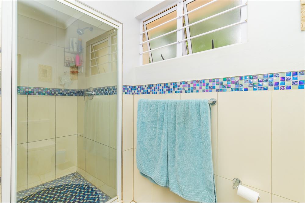 Residential - House - Glen Anil, KwaZulu Natal - South Africa - 27 - 1031465013-90