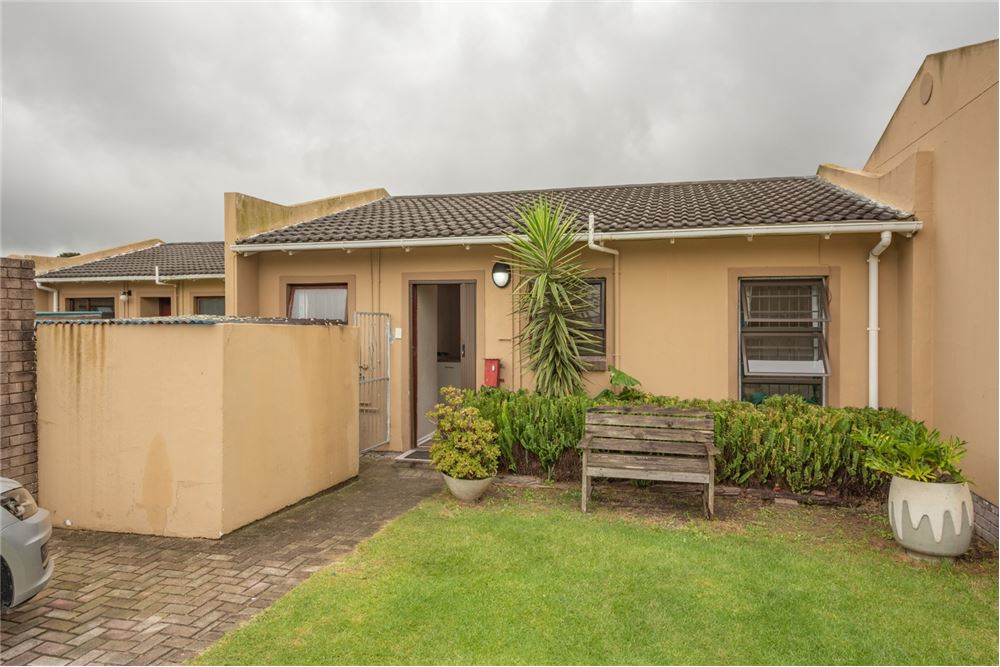 Residential Townhouse Lorraine, Eastern Cape South Africa