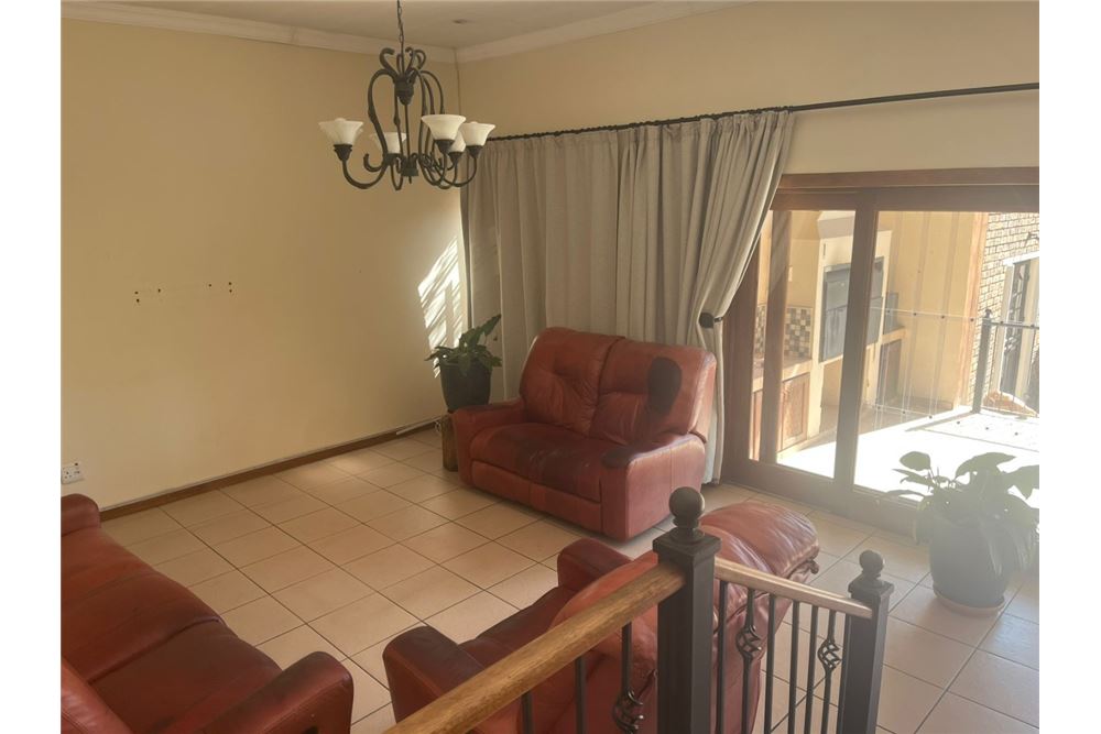Residencial - Casa - Montana Park, Gauteng - South Africa - 11 - 1031414140-41