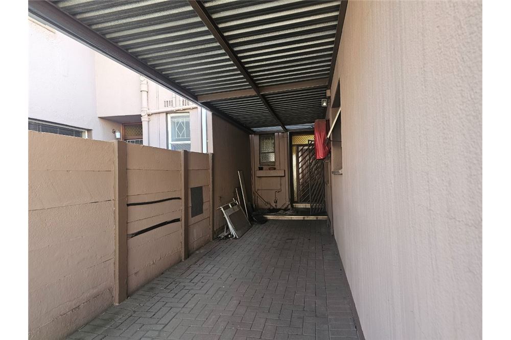 Residential - Rivitalo - Brackenhurst, Gauteng - South Africa - 29 - 1031421052-256