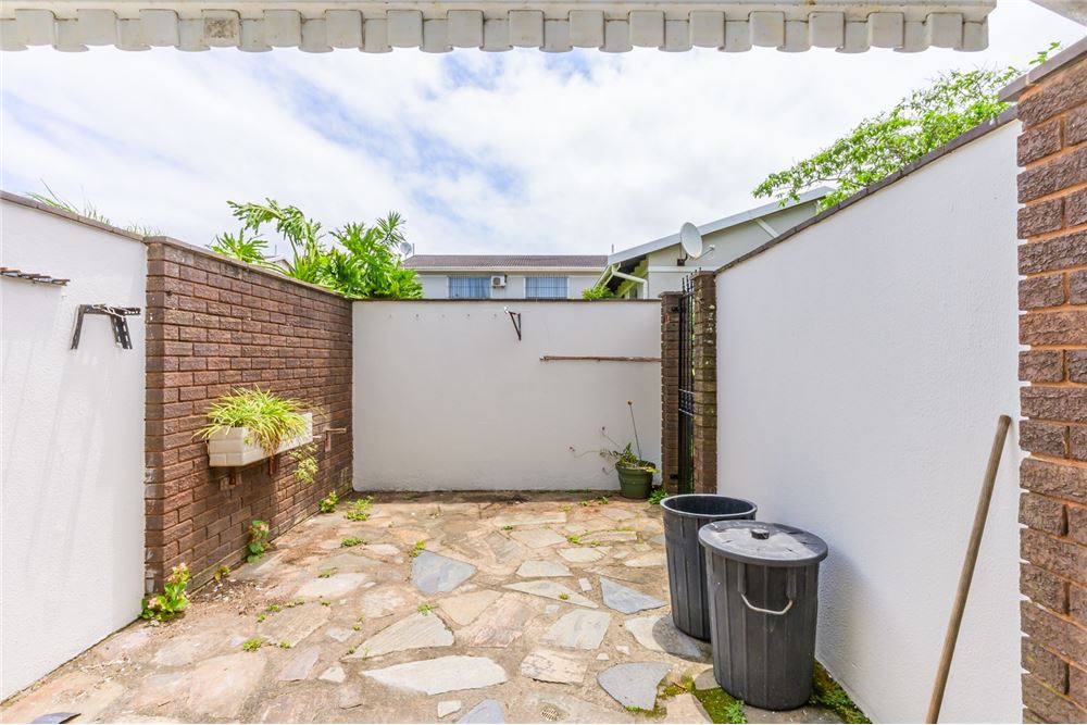 Residential - Townhouse - Durban North, KwaZulu Natal - South Africa - 62 - 1031465025-224