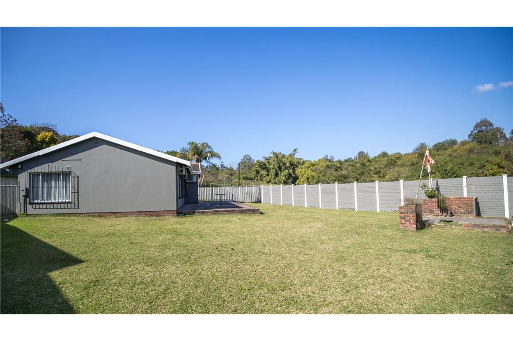 Residential - House - Glen hills, KwaZulu Natal - South Africa - 31 - 1031465050-129