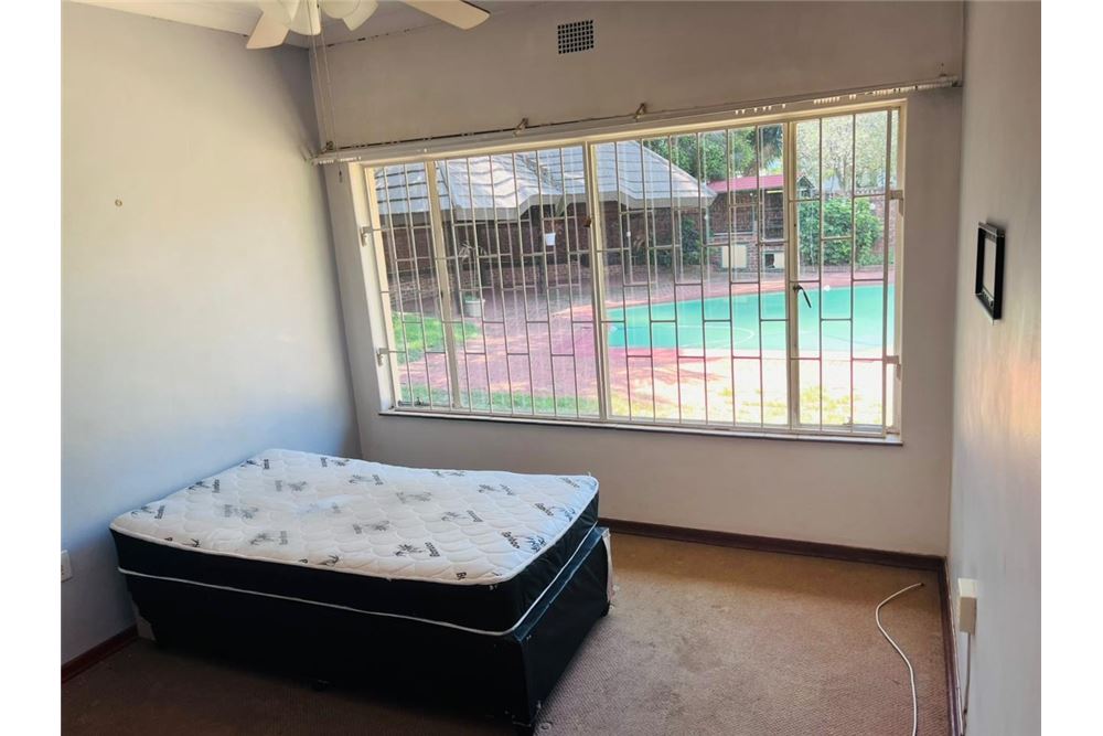 Residencial - Casa - Lynnwood, Gauteng - South Africa - 42 - 1031414137-16