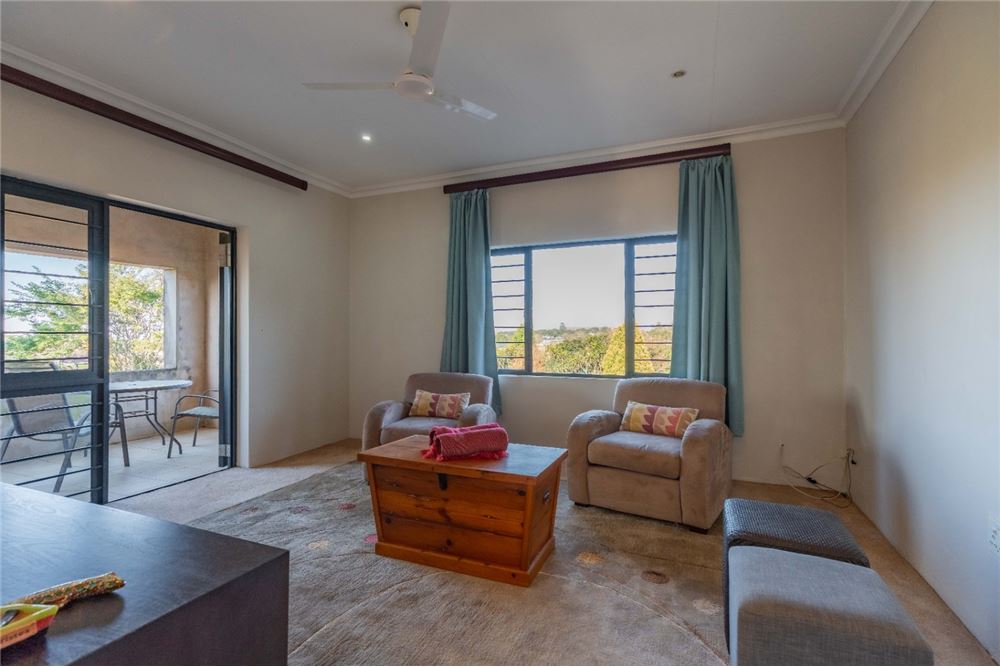 Residential - ਅਲੱਗ ਥਲੱਗ ਬਣਿਆ ਹੋਇਆ ਘਰ - Summerveld, KwaZulu Natal - South Africa - 73 - 1031391057-40