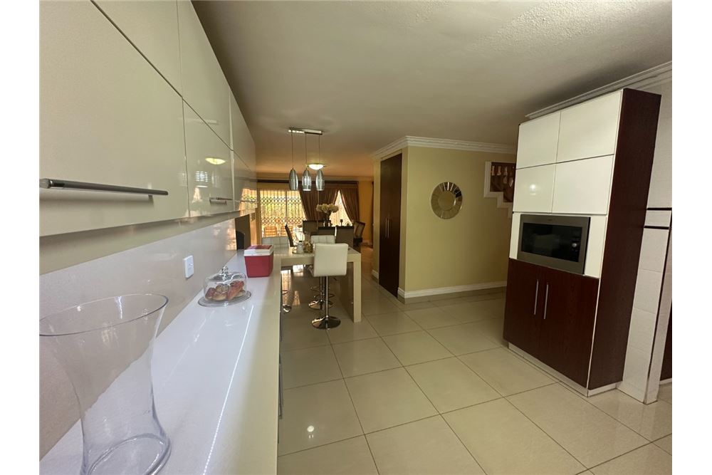 Residential - House - Somerset Park, KwaZulu Natal - South Africa - 15 - 1031465047-199