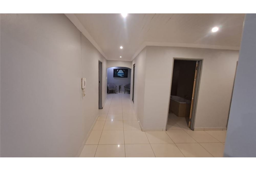 住宅 - 房子 - Philip Nel Park, Gauteng - South Africa - 19 - 1031414126-72