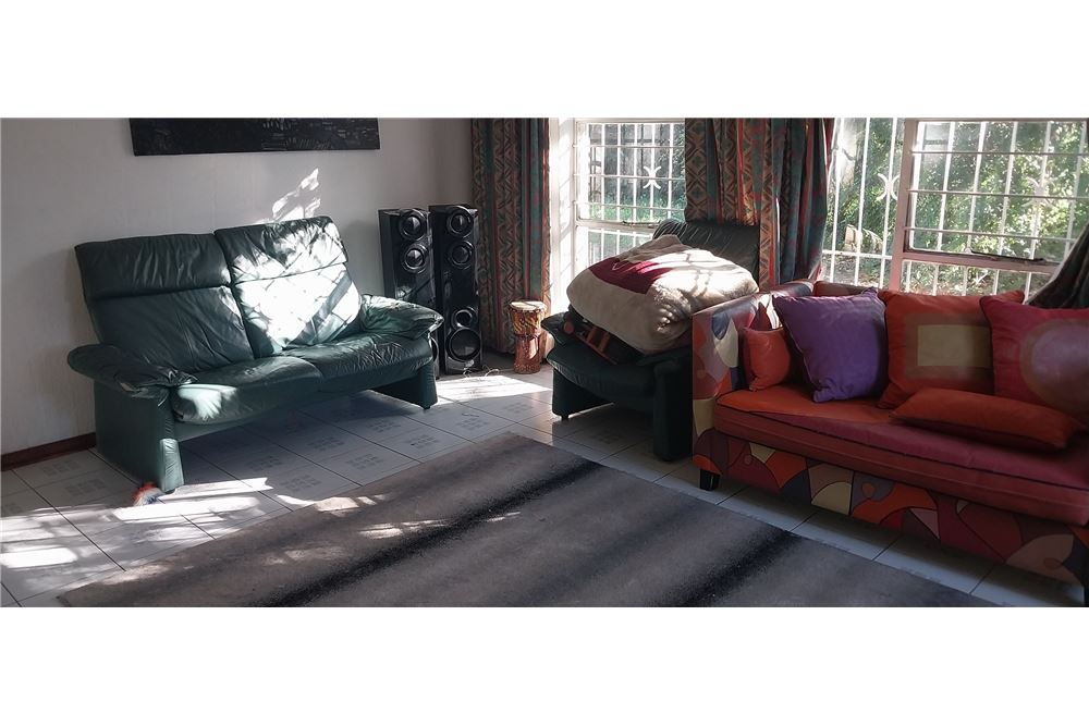 Dzīvojamais - Savrupmāja - Brackenhurst, Gauteng - South Africa - 13 - 1031421052-250