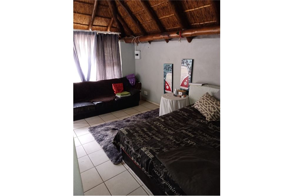 Residencial - Casa - Mountain View, Gauteng - South Africa - 26 - 1031414116-83