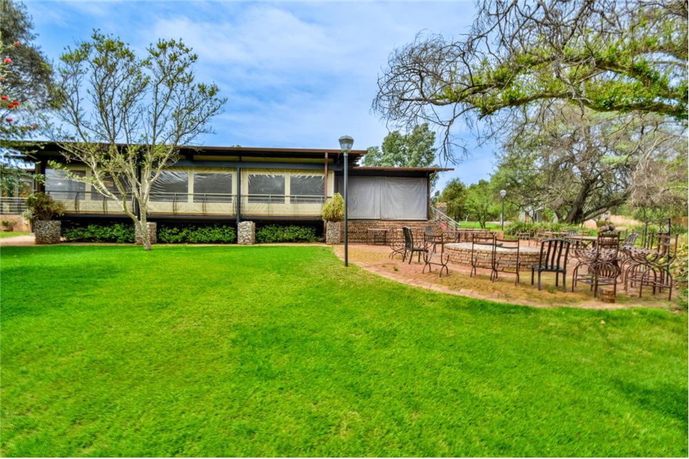 Comercial - Hostal - Kameeldrift East, Gauteng - South Africa - 31 - 1031414001-141