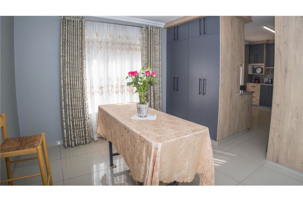 Residential - House - Glen hills, KwaZulu Natal - South Africa - 16 - 1031465050-129