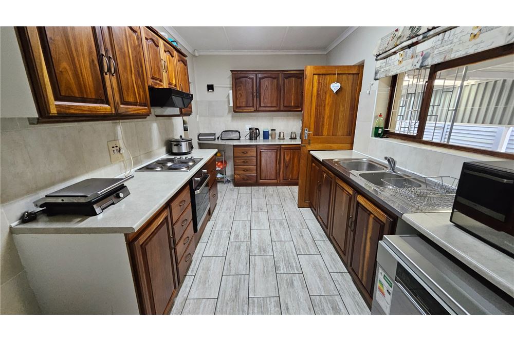 Residential - Αυτόνομη κατοικία - Hayfields, KwaZulu Natal - South Africa - 11 - 1031436004-370