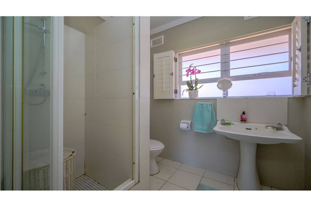 Residential - House - La Lucia, KwaZulu Natal - South Africa - 24 - 1031465034-83