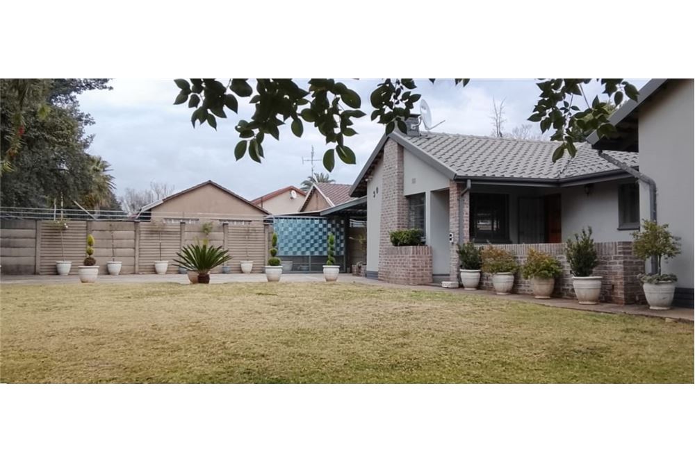 Residential - हाउस - Vanderbijlpark SW 5, Gauteng - South Africa - 3 - 1031010012-83