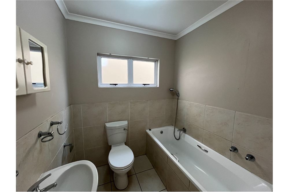 Residential - Townhouse - Mount Edgecombe, KwaZulu Natal - South Africa - 10 - 1031465047-181