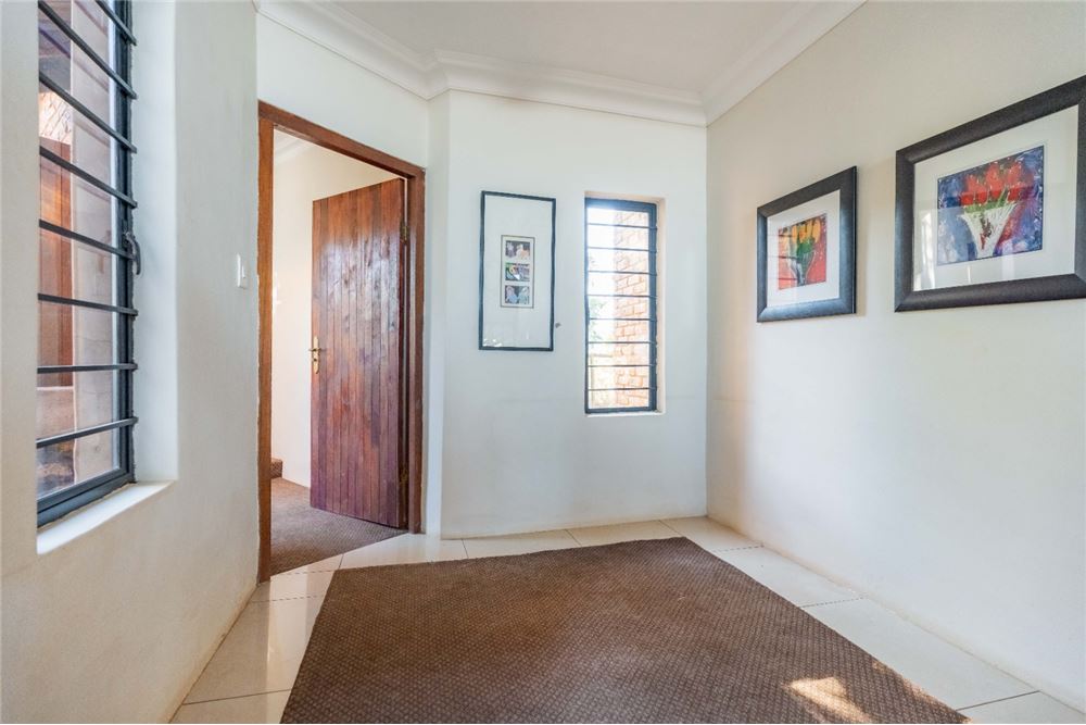 Residential - ਅਲੱਗ ਥਲੱਗ ਬਣਿਆ ਹੋਇਆ ਘਰ - Summerveld, KwaZulu Natal - South Africa - 50 - 1031391057-40