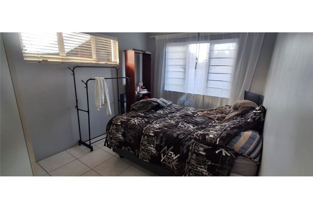 Residential - House - Glen Anil, KwaZulu Natal - South Africa - 30 - 1031465084-339