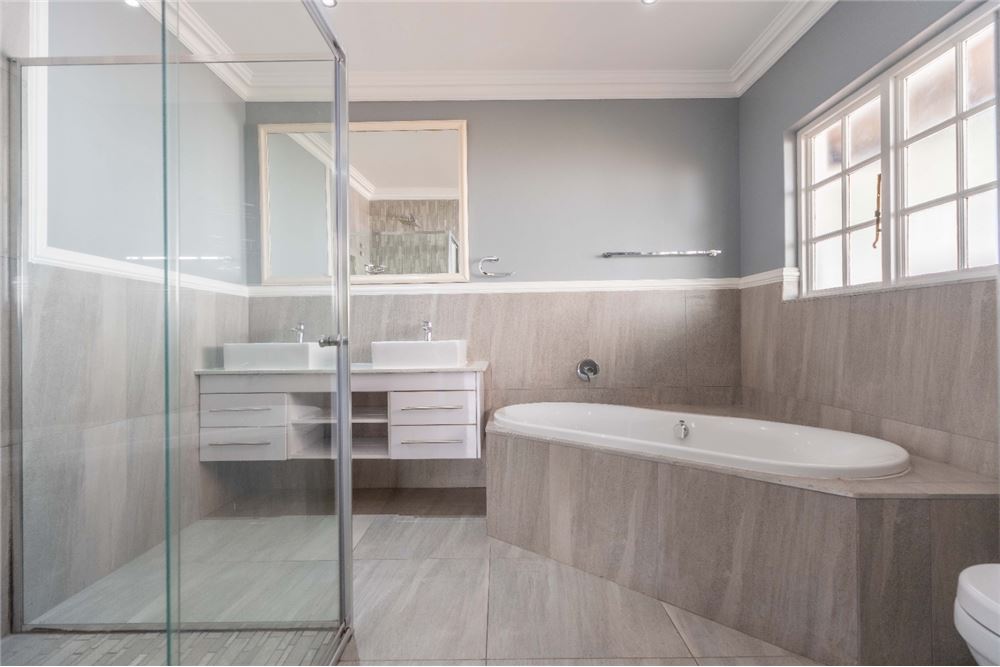 Residential - Townhouse - Mount Edgecombe Country Estate, KwaZulu Natal - South Africa - 23 - 1031465056-213