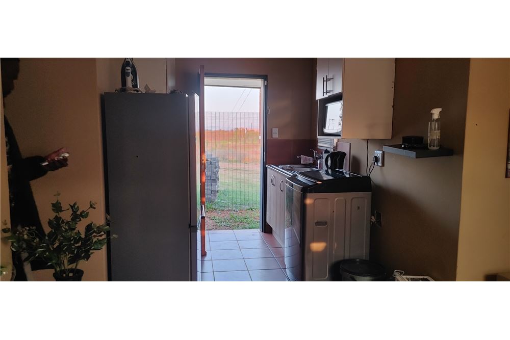 Residential - بيت مستقل - Protea Glen, Gauteng - South Africa - 19 - 1031421124-68