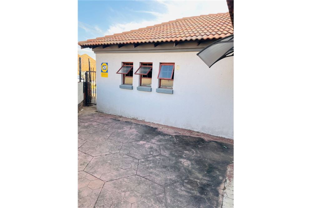 Residencial - Casa - Eersterust, Gauteng - South Africa - 39 - 1031414137-35