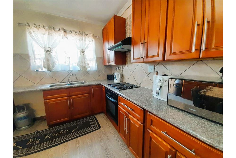 Residential - Mestna hiša - Liefde En Vrede, Gauteng - South Africa - 16 - 1031421066-371