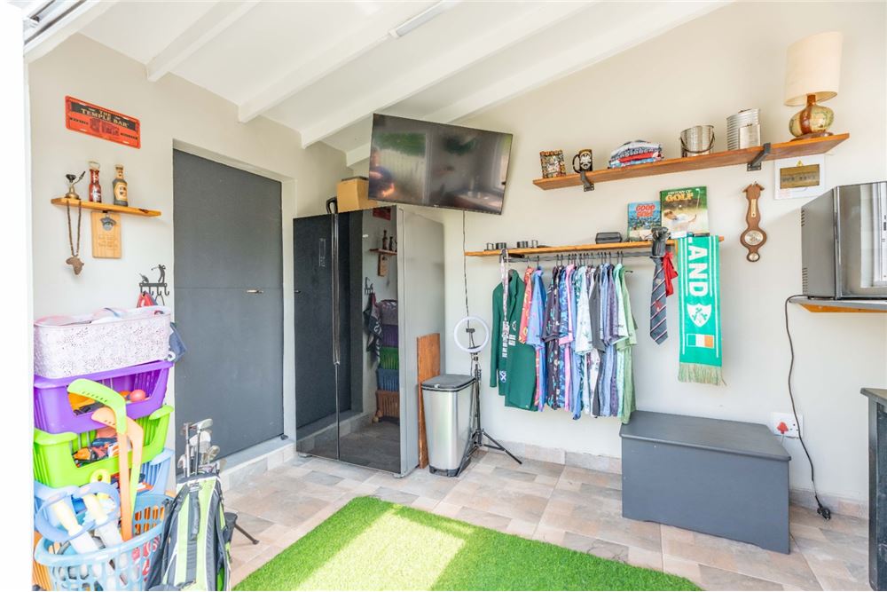 Residential - House - Durban North, KwaZulu Natal - South Africa - 31 - 1031465128-18